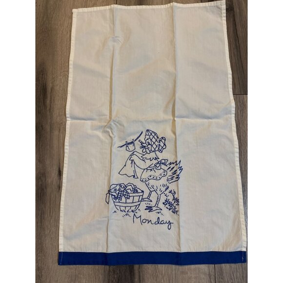 Vintage Embroidered "Monday" Chicken Laundry Kitchen Towel Cotton - Picture 1 of 5